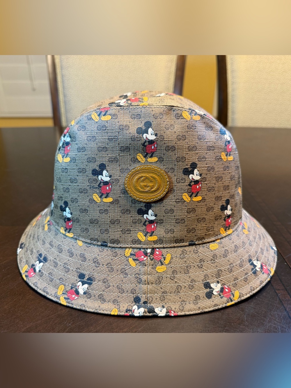 New Authentic Gucci GG x Disney Mickey Mouse Logo Bucket Hat Brown Size M